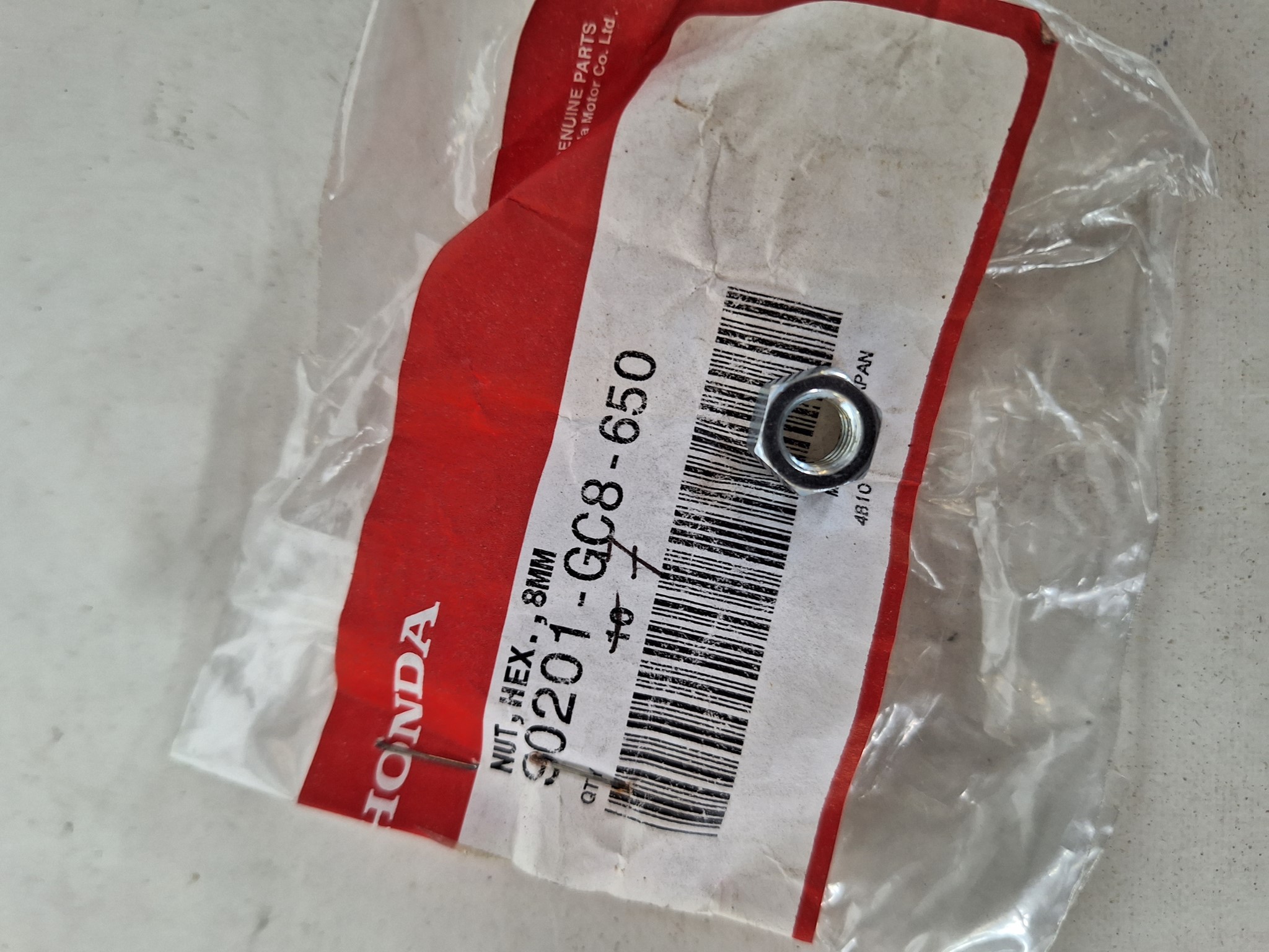 Picture of MUTTER, HEX., 8MM    90201-GC8-650  NH 80 MC